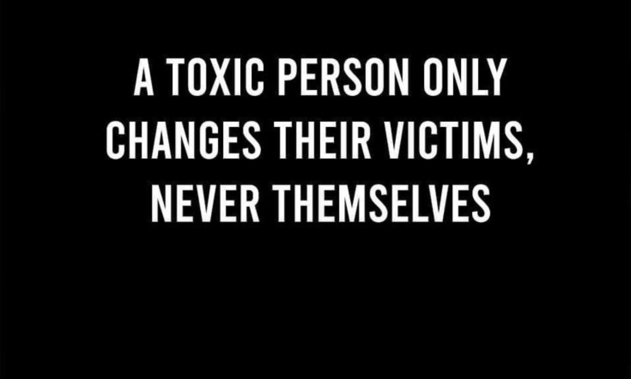 Toxic people quotes graphic encouraging emotional healing, personal growth, and letting go of negativity.